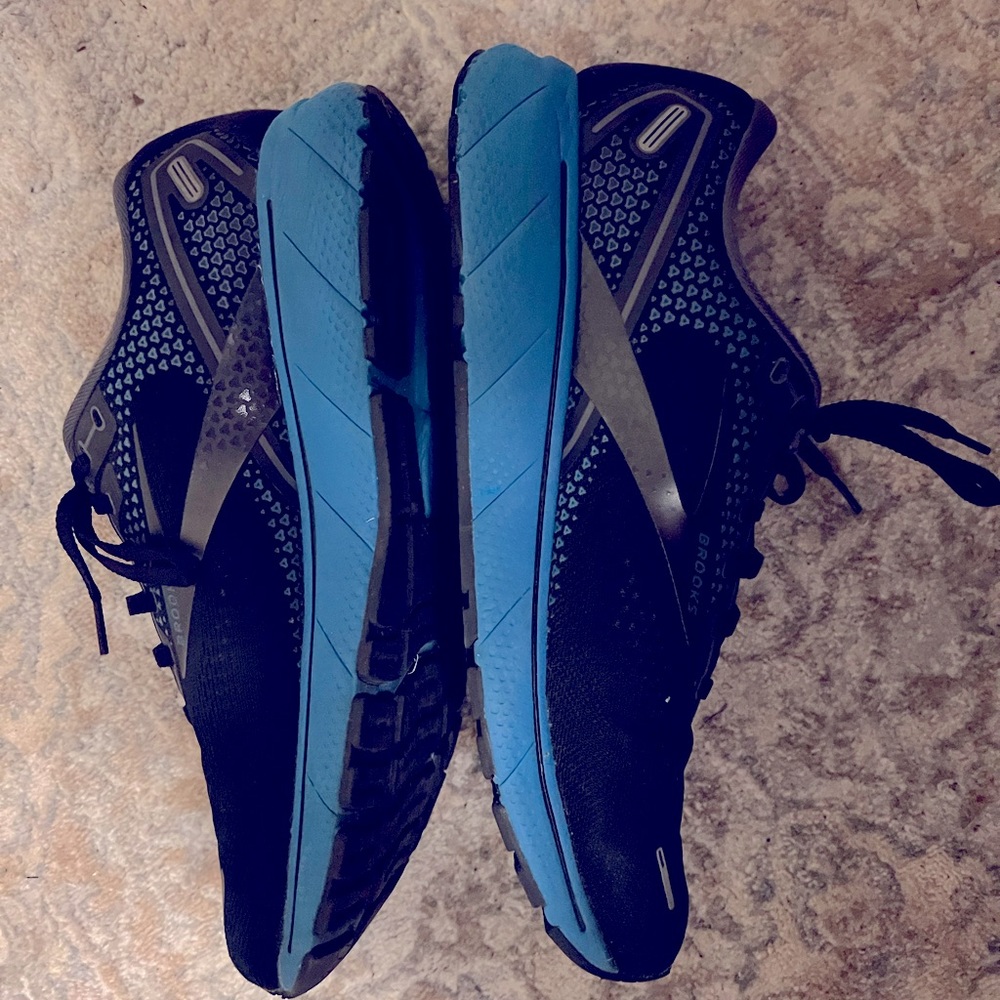 Brooks Ghost 14 Size 13 2E used with a lot of life left.